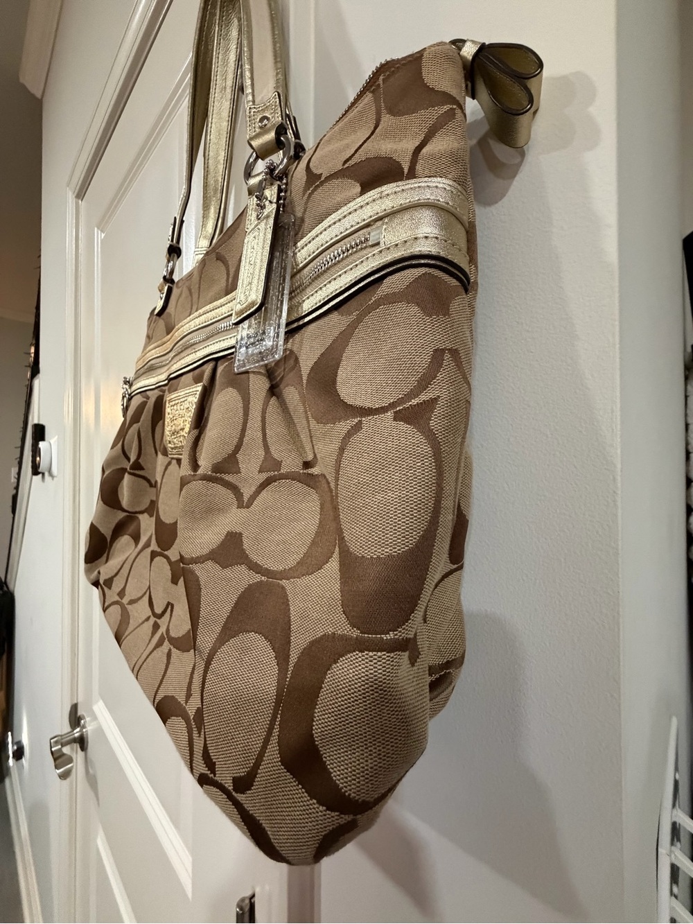 Coach Poppy Brown Signature Shoulder Tote with Gold Trim - Picture 6 of 14